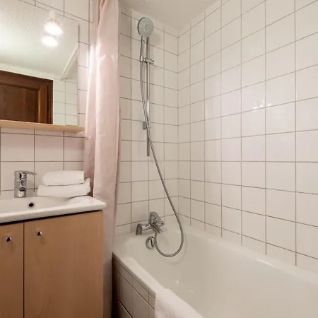 Vvf Mont-blanc 假日公园 *