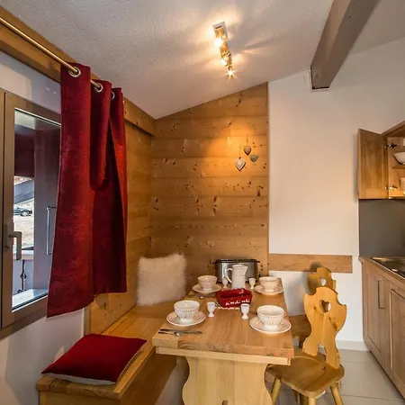 Vvf Mont-blanc 假日公园 *