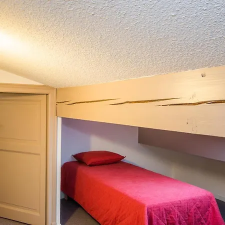 Vvf Mont-blanc 假日公园 *