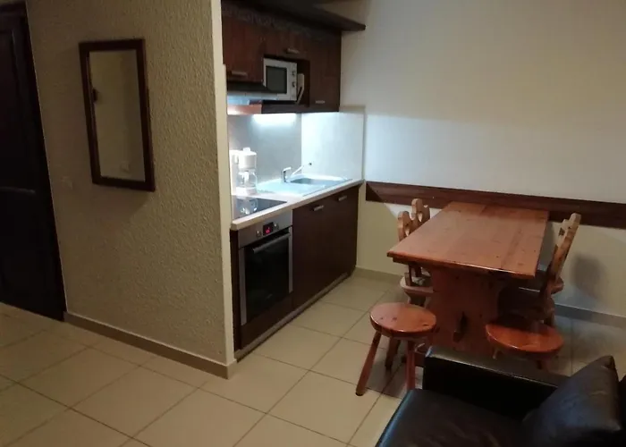 Vvf Mont-blanc 假日公园 *